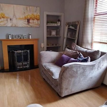 Lovely 2 Bedroom Apartment In Heart Of Νταντί Εξωτερικό φωτογραφία