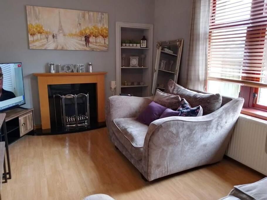 Lovely 2 Bedroom Apartment In Heart Of Νταντί Εξωτερικό φωτογραφία